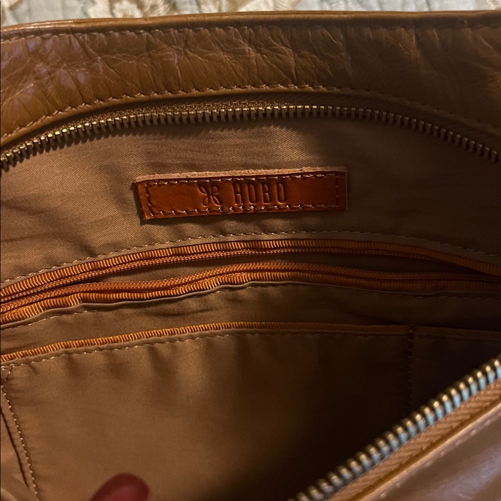 Cambel HOBO Leather Crossbody Bag - Picture 6 of 6